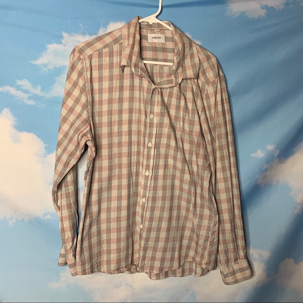 Hyden Yoo- Red & Black Plaid Gray Button Up XLarge